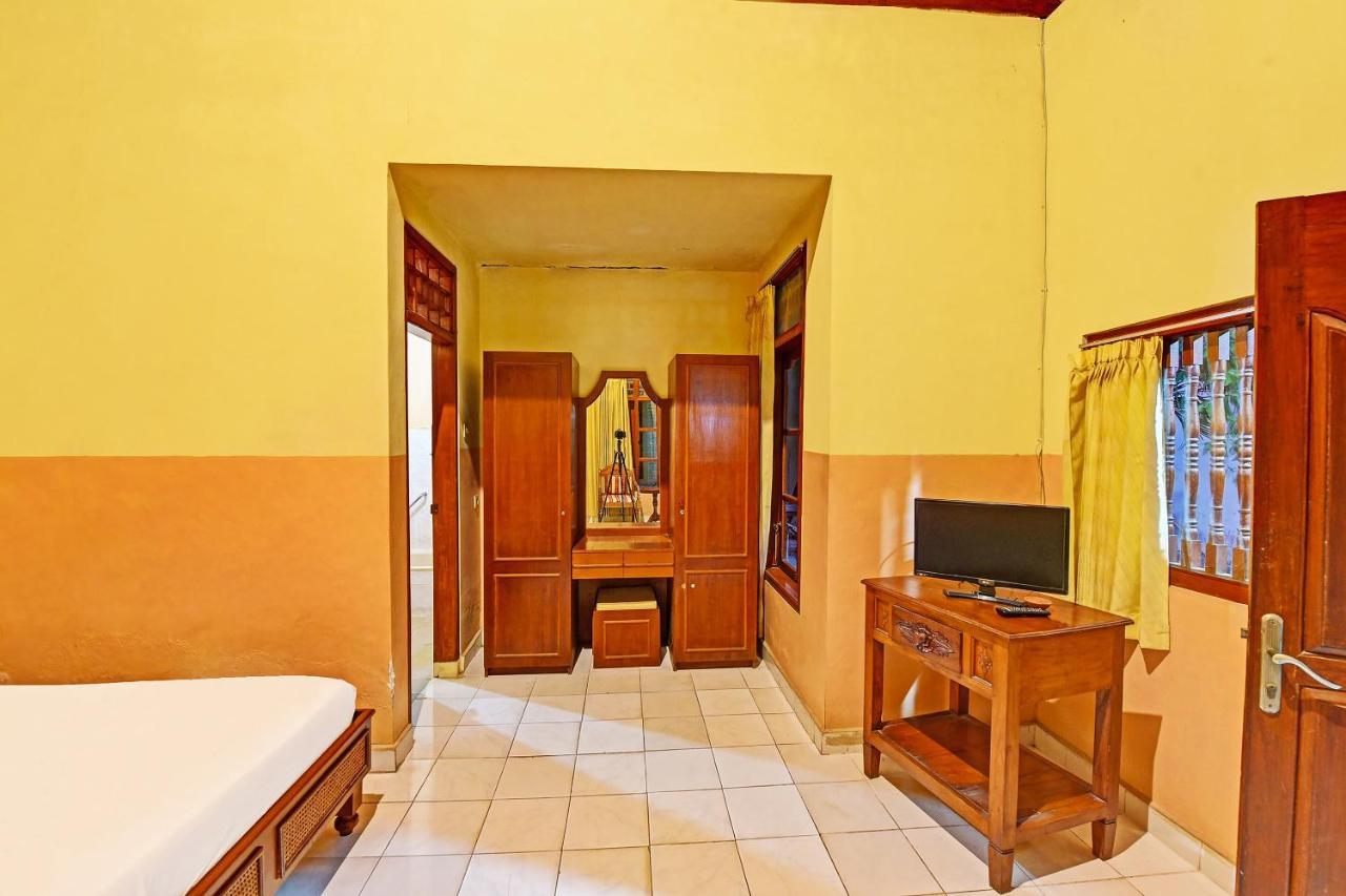 Oyo 91503 Hotel Gedong Ayu Near Sanur Убуд Экстерьер фото