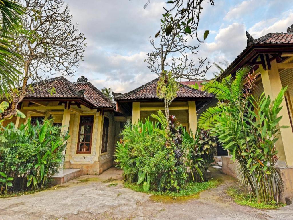Oyo 91503 Hotel Gedong Ayu Near Sanur Убуд Экстерьер фото