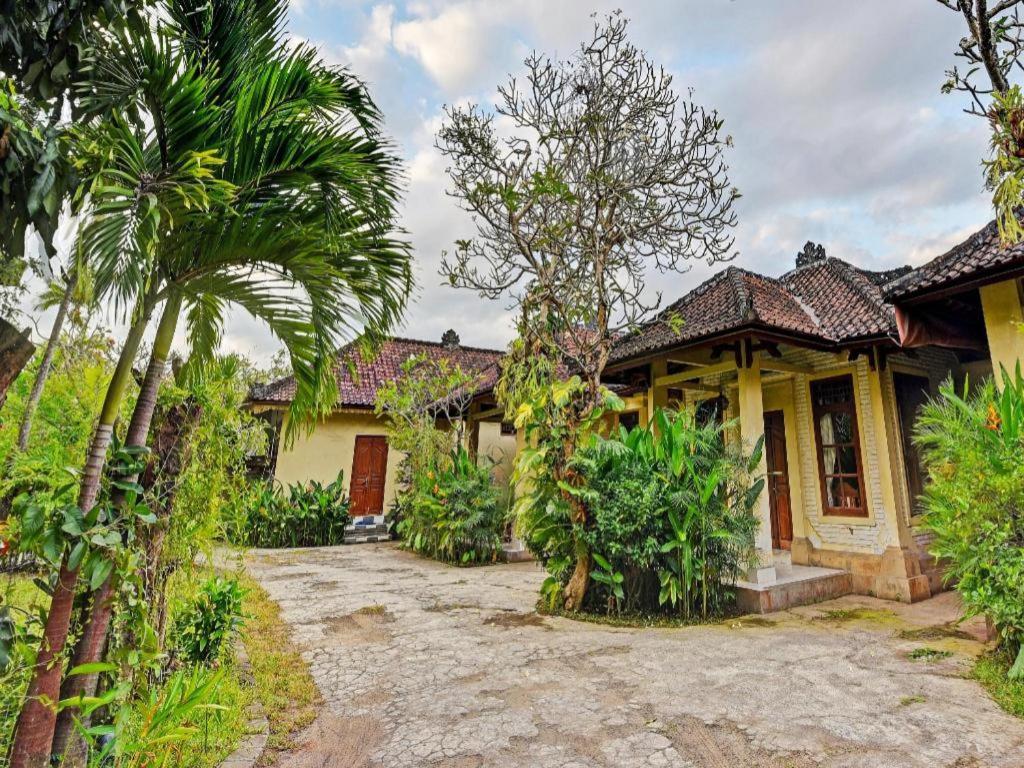 Oyo 91503 Hotel Gedong Ayu Near Sanur Убуд Экстерьер фото